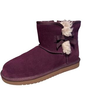 Kookaburra Victoria Purple Mini Boots Bows Shearling lined by UGG Womens Size 6